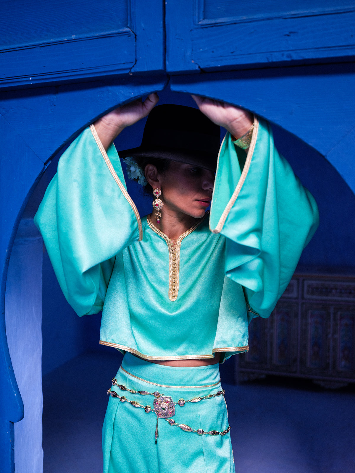 Akchour Crepe Cropped Top