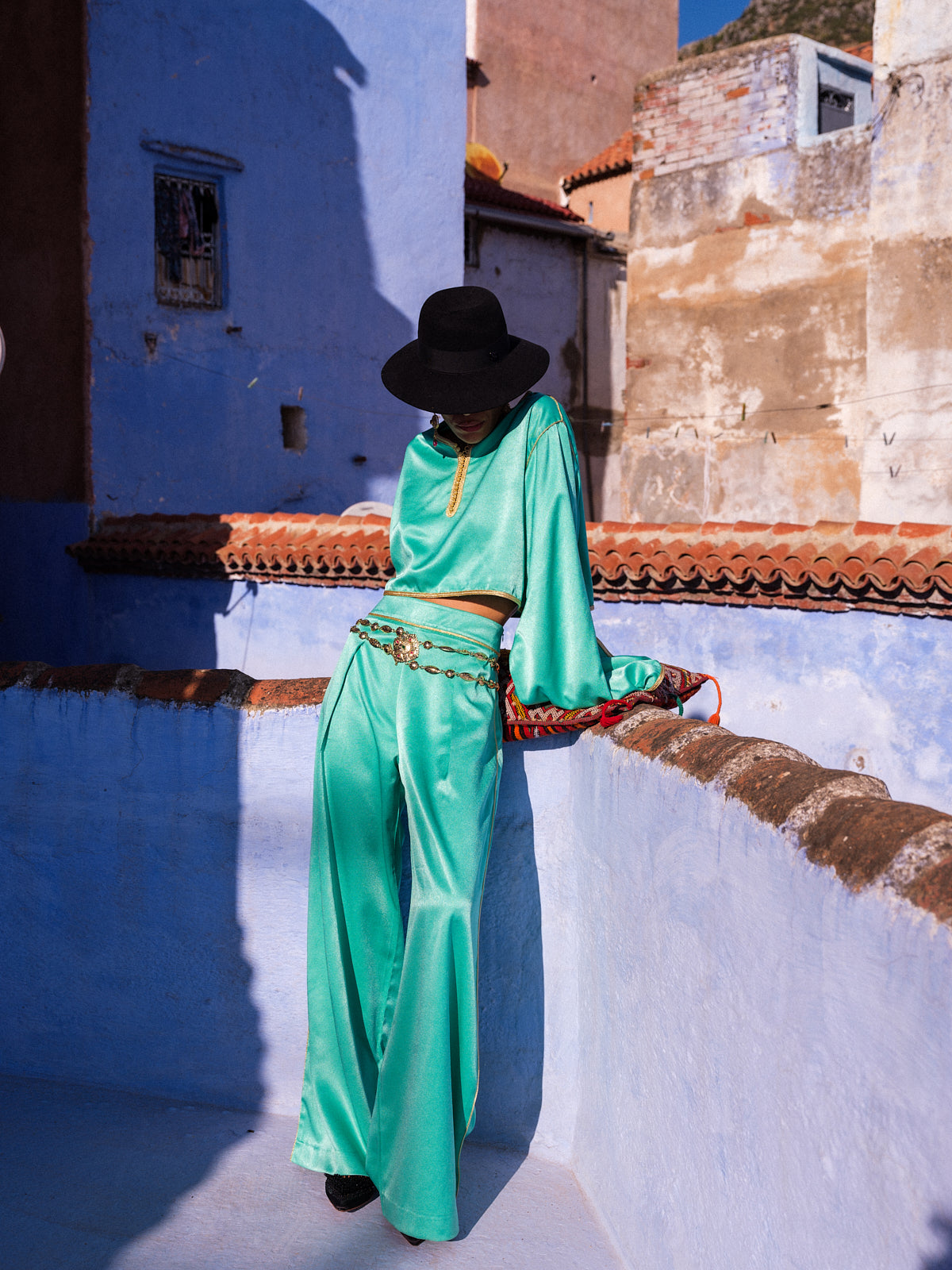 Akchour Crepe Cropped Top