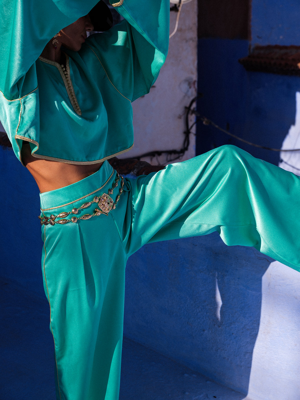 Akchour Crepe Cropped Top